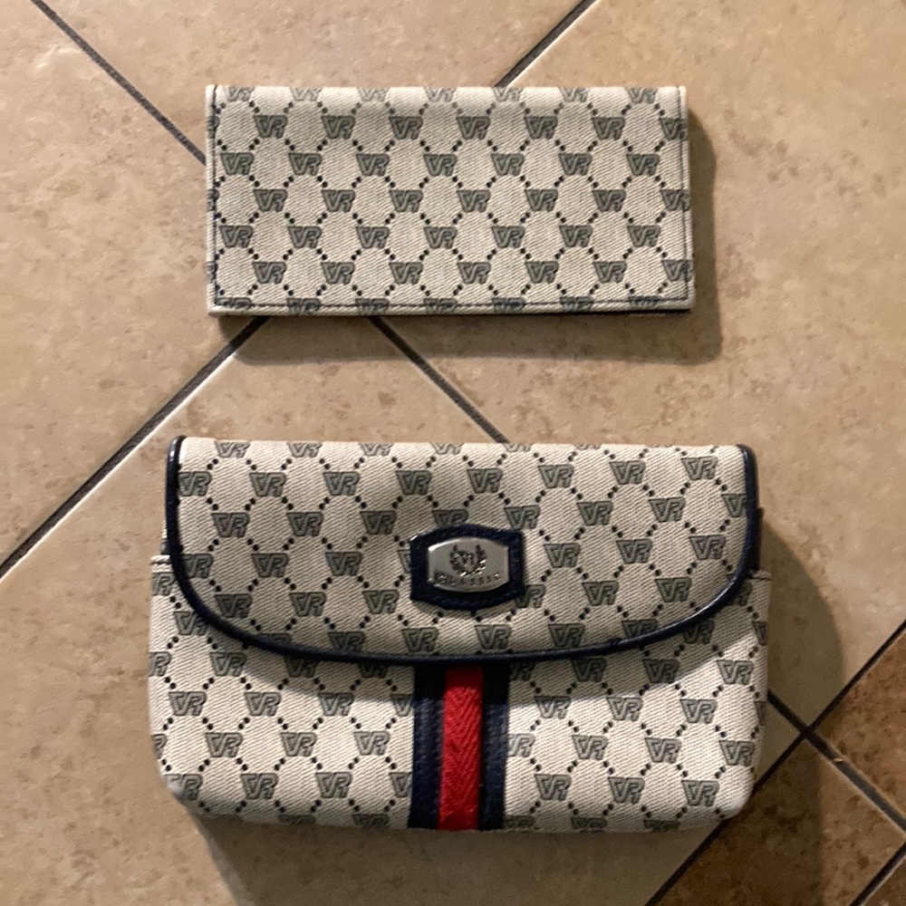 Vintage VR Classic wallet and checkbook